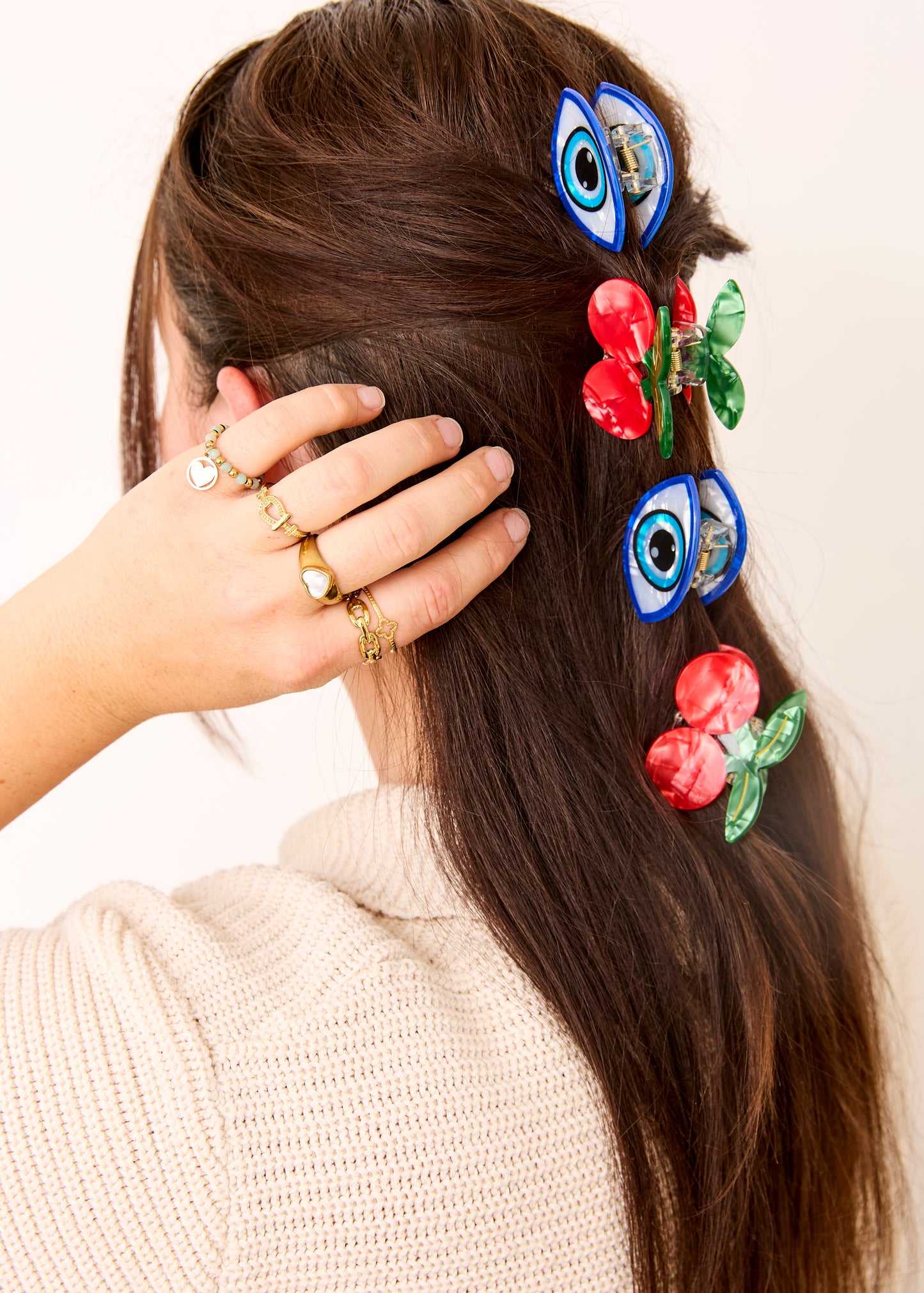 Pince à cheveux oeil